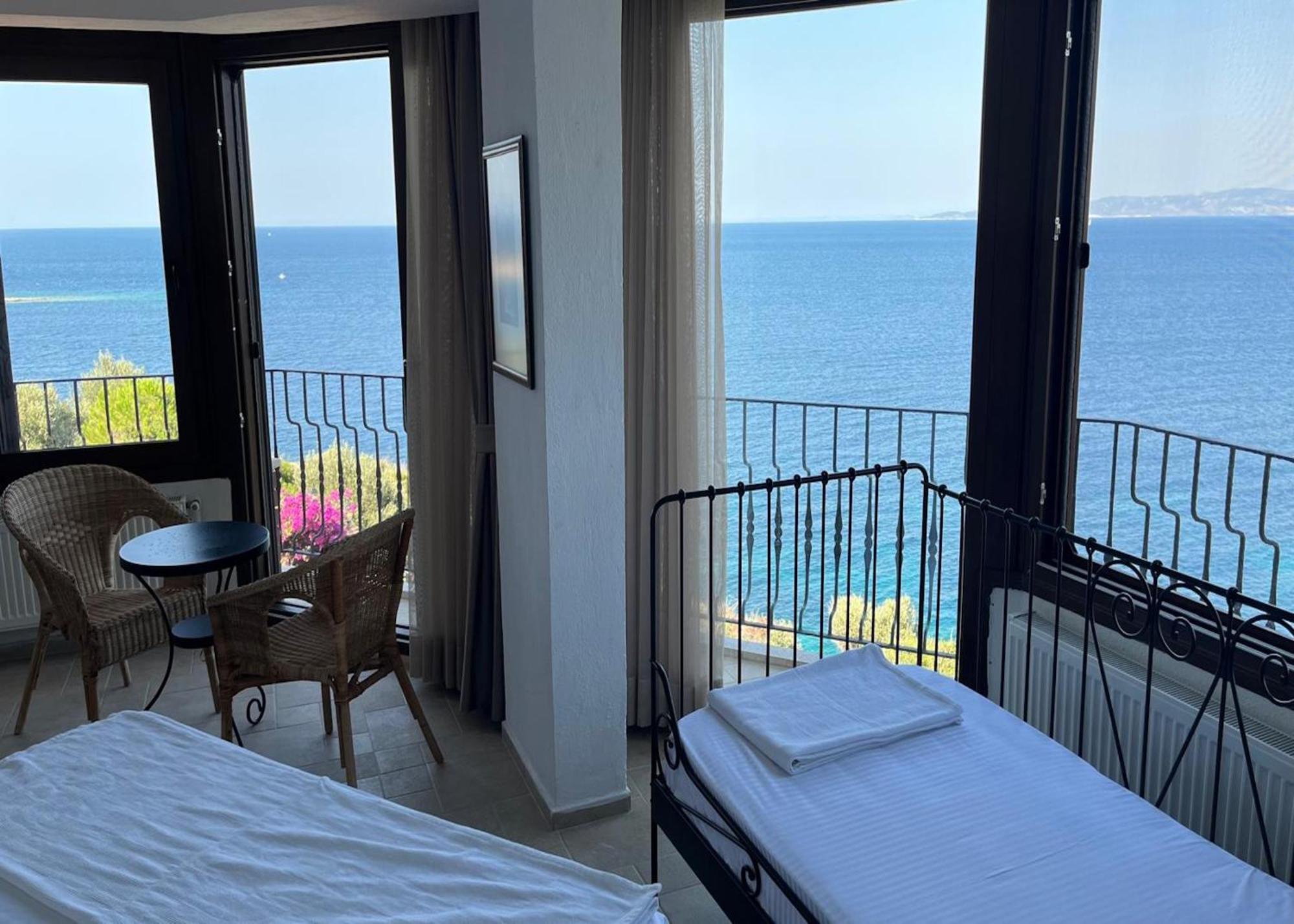 Nergis Hotel Karaburun  Buitenkant foto