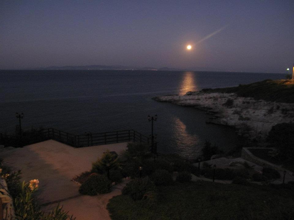 Nergis Hotel Karaburun  Buitenkant foto
